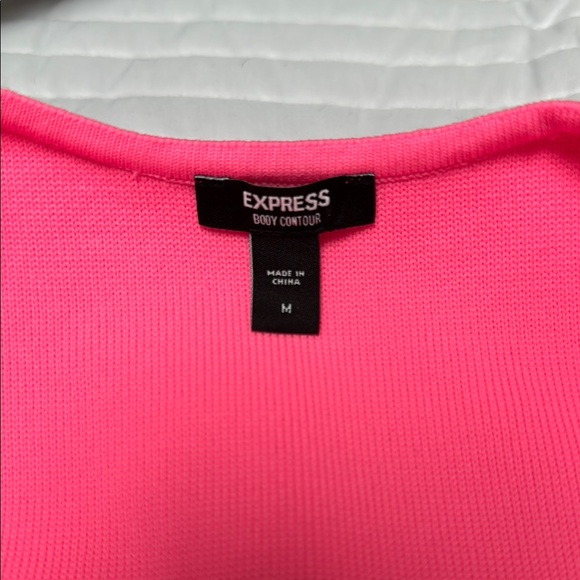 Express Women's Hot Pink Sleeveless Top - Picture 2 of 4